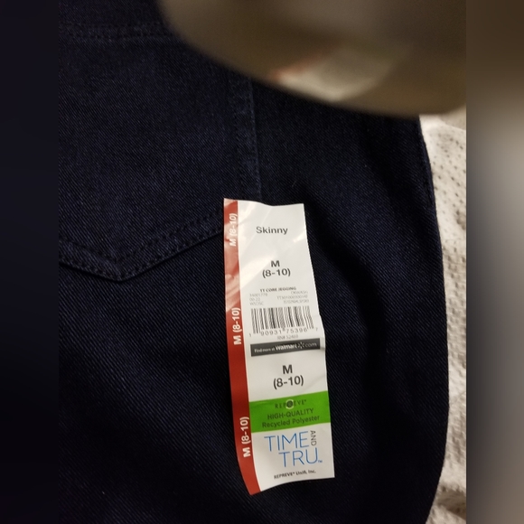 NWT 15% SPANDEX JEGGINGS IN DARK BLUE WASH BACK POCKETS HIGH QUALITY STRETCH - Picture 3 of 12